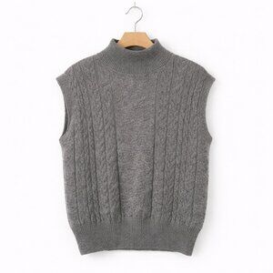 PISTACHE | Grey Knit Sweater Vest – Made in Italy 23 PTP (No Size Label)